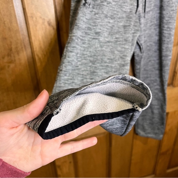 Under Armour Women’s Large Sweatpants Heather Grey/Black - Picture 3 of 6